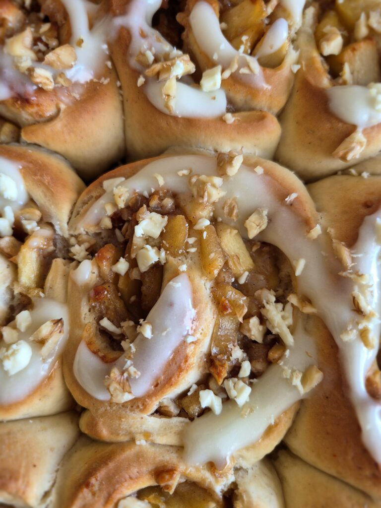 Soft and Tender Apple Cinnamon Rolls