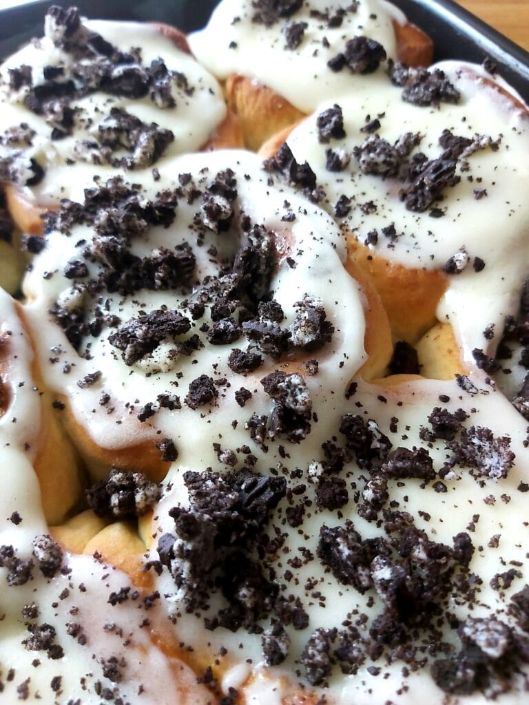 Oreo Cinnamon Rolls with Cream Cheese Frosting - A Cup Full of Sprinkles