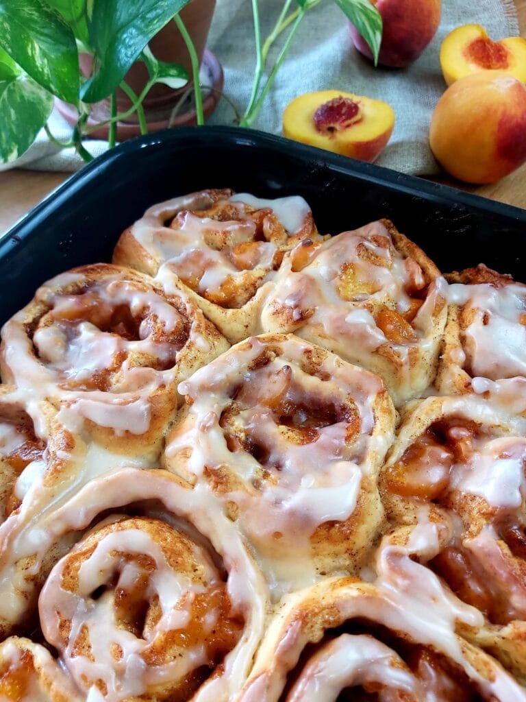 Easy Peach Rolls with fresh Peaches | Perfect for Summer