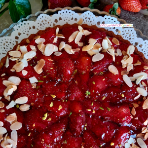 Classic Strawberry Cake with vanilla pudding and fresh strawberries.